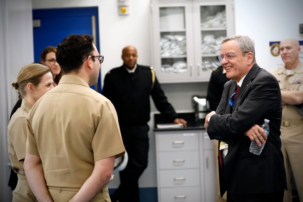 Assistant Secretary of Defense for Health Affairs Visits Naval Medical Research Command