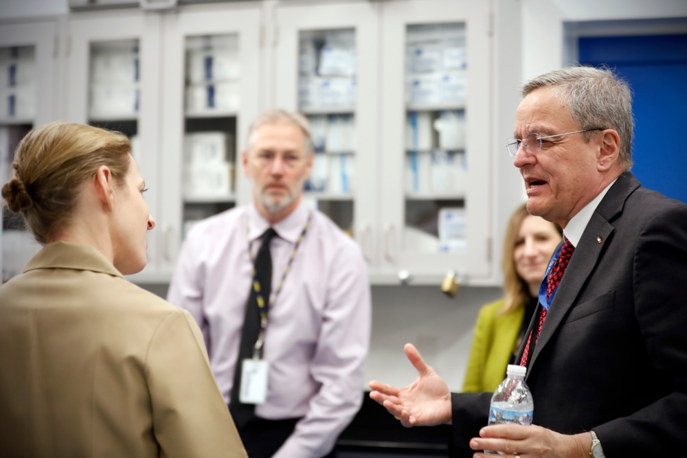 Assistant Secretary of Defense for Health Affairs Visits Naval Medical Research Command