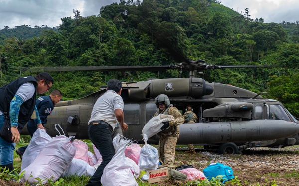 1-228th Aviation Regiment deliver MINSA personnel, equipment