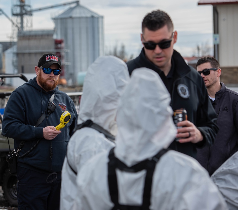 Guardsmen Train Alongside Three Rural Idaho Fire Departments