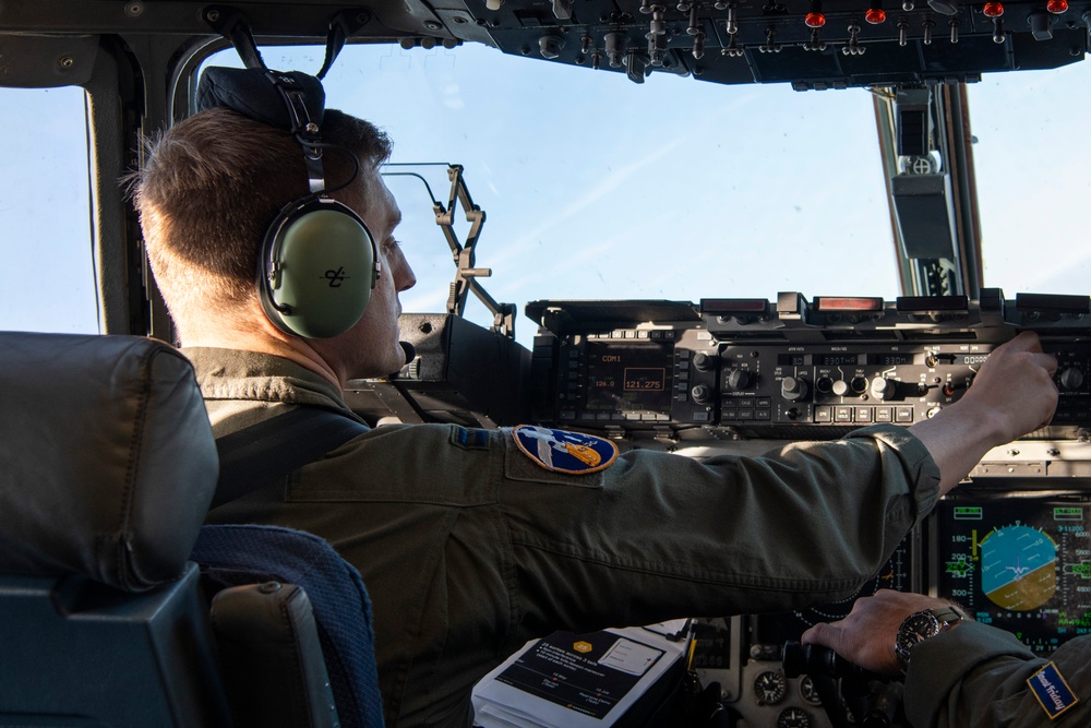 14th Airlift Squadron conducts training with magnetic navigation