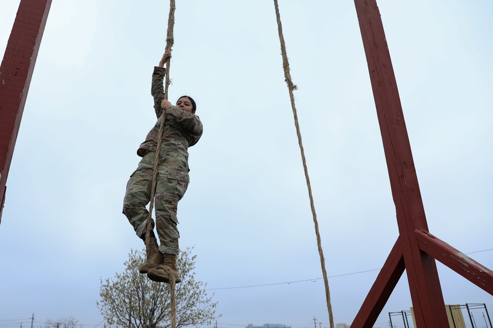 Soldiers with the Medical Readiness Battalion compete for a chance to go to the Medical Readiness Command, West: Best Leader Competition