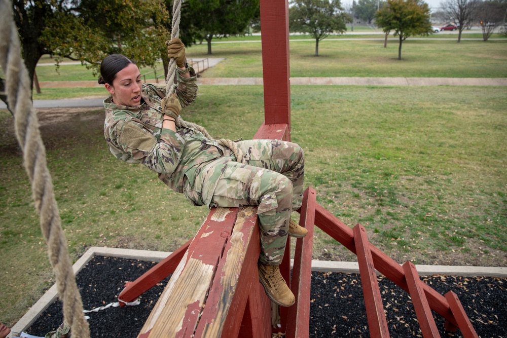 Soldiers with the Medical Readiness Battalion compete for a chance to go to the Medical Readiness Command, West: Best Leader Competition.