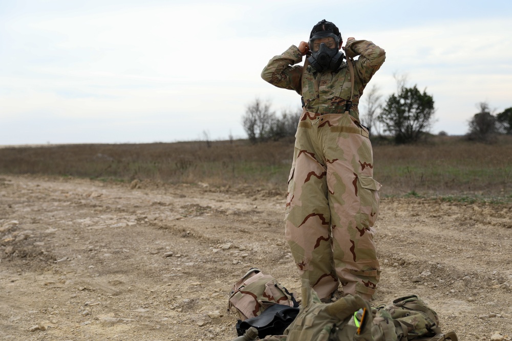 Soldiers with the Medical Readiness Battalion compete for a chance to go to the Medical Readiness Command, West: Best Leader Competition