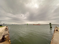 Padre Island transits Galveston Harbor [Image 2 of 4]