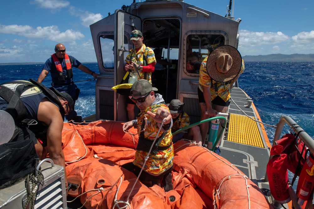 USAF and USN Conduct Combat Search and Rescue training