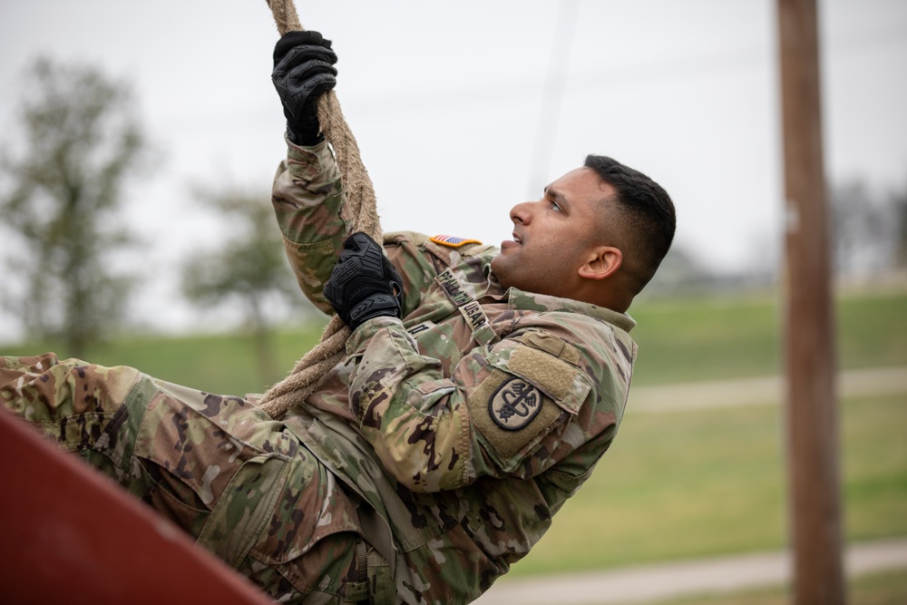 Soldiers with the Medical Readiness Battalion compete for a chance to go to the Medical Readiness Command, West: Best Leader Competition.