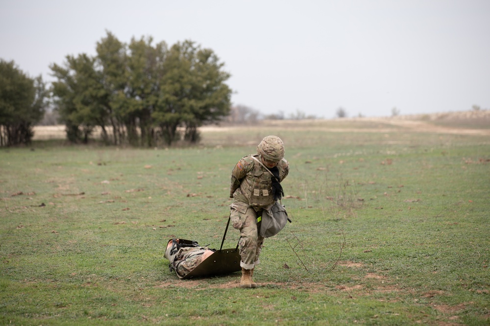 Soldiers with the Medical Readiness Battalion compete for a chance to go to the Medical Readiness Command, West: Best Leader Competition.