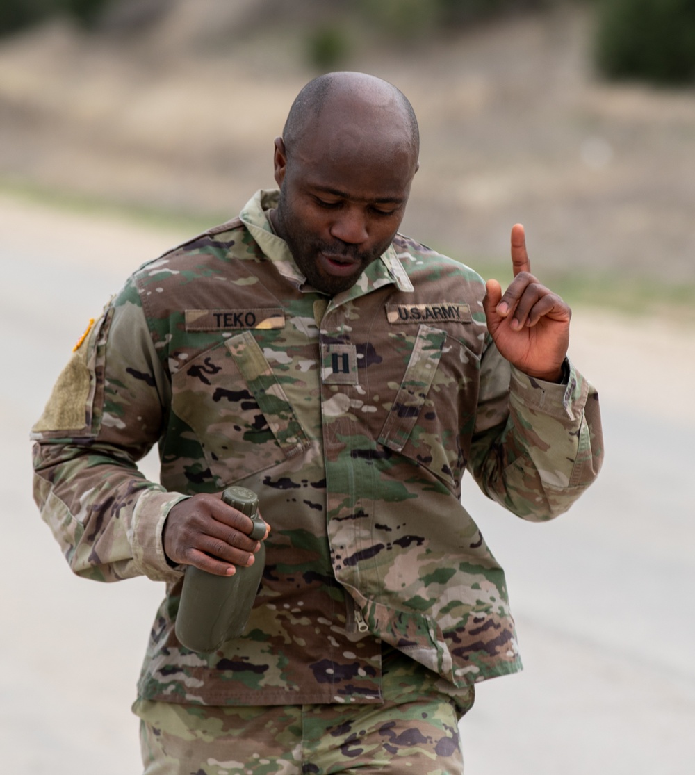 Soldiers with the Medical Readiness Battalion compete for a chance to go to the Medical Readiness Command, West: Best Leader Competition.