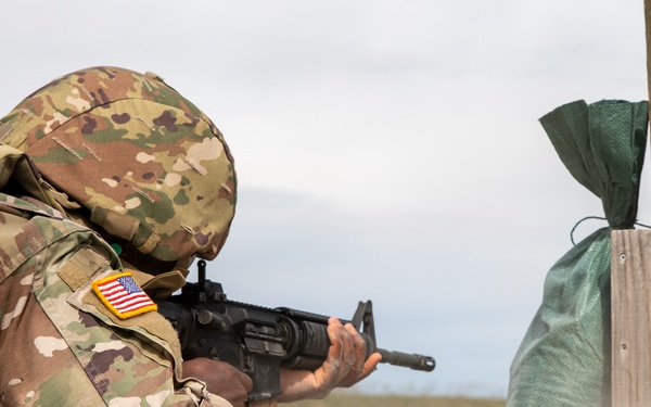 Soldiers with the Medical Readiness Battalion compete for a chance to go to the Medical Readiness Command, West: Best Leader Competition.