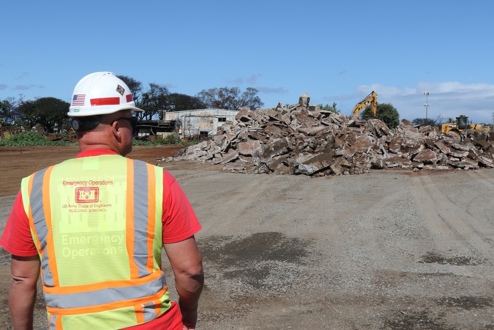 USACE conducts steel and concrete debris removal