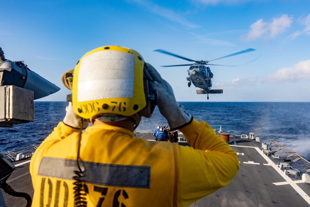 USS Higgins (DDG 76) Flight Operations