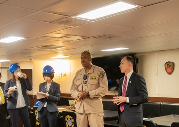 Committee of Foreign Affairs and Defense (House of Councillors, The National Diet of Japan)’s visit onboard USS New Orleans (LPD 18)