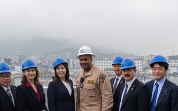 Committee of Foreign Affairs and Defense (House of Councillors, The National Diet of Japan)’s visit onboard USS New Orleans (LPD 18)