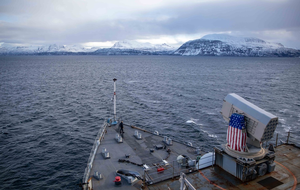 USS Gunston Hall Departs Harstad, Norway to continue Steadfast Defender 24