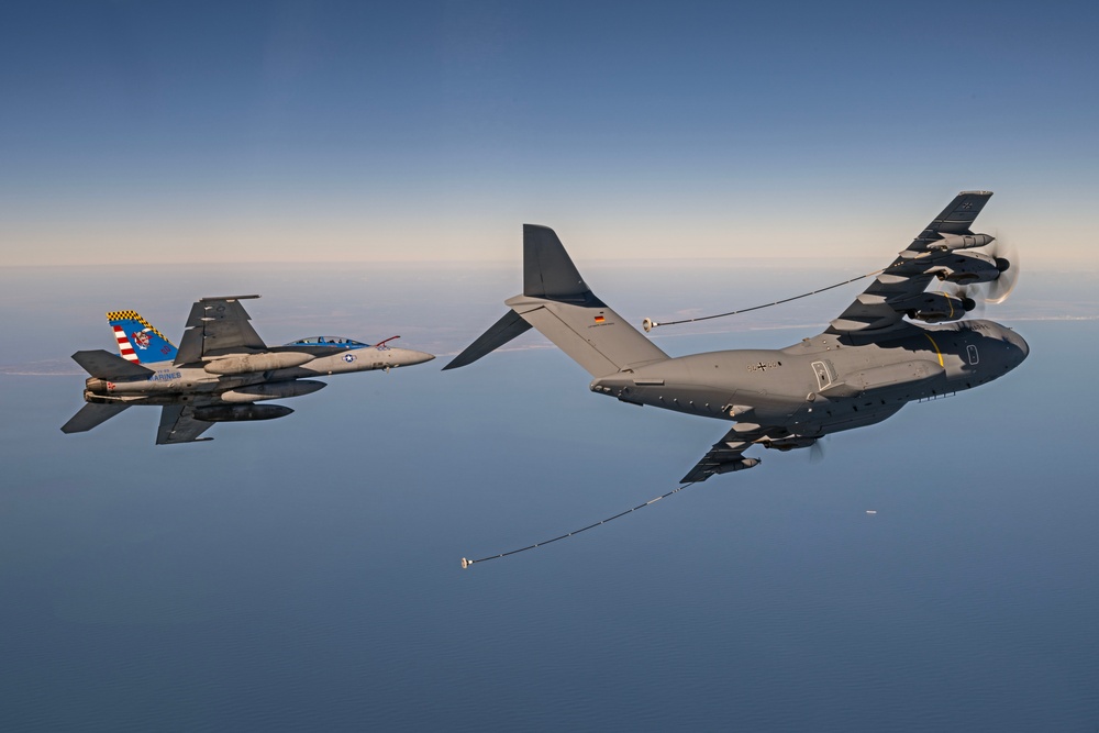 F/A-18F Aerial Refueling Testing with GAF A400M