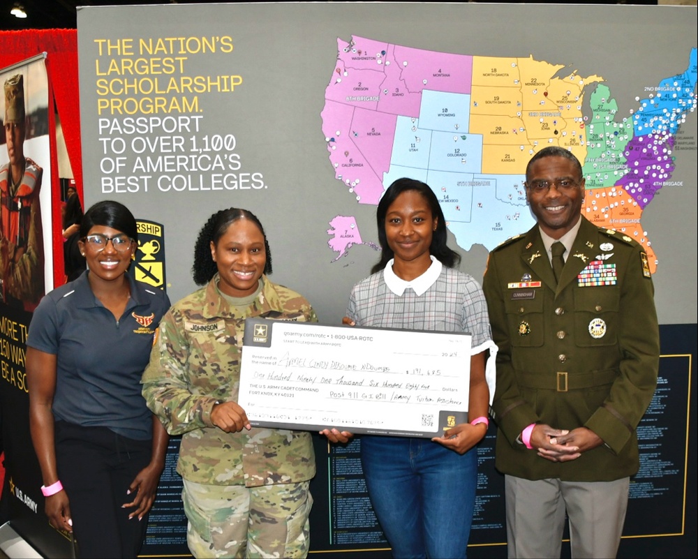 91E Enlistee Receives Top Dollar for Enlistment