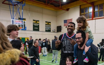 World famous Harlem Globetrotters tour the 501st CSW