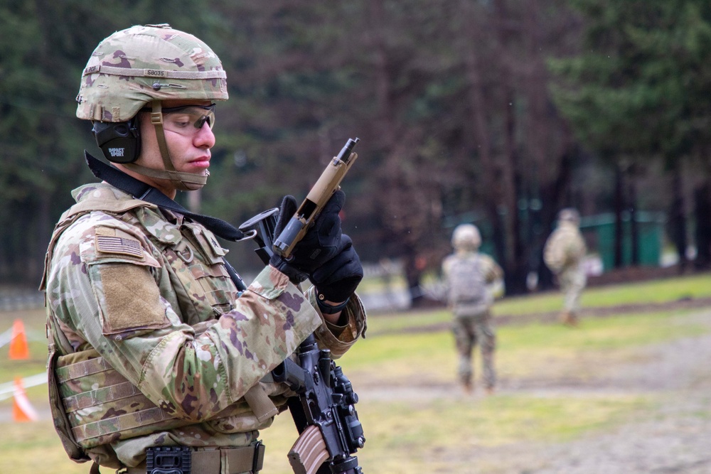 Americas First Corps Hosts Annual Marksmanship Competition Day 2