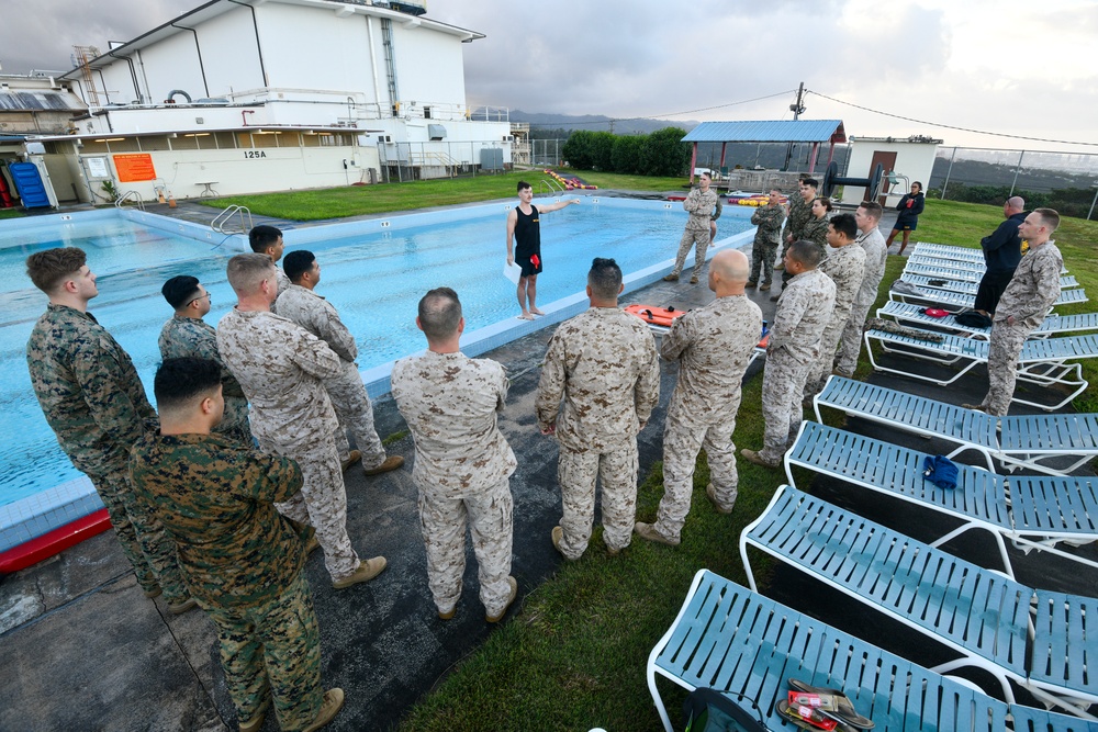 MARFORPAC personnel conduct water survival training