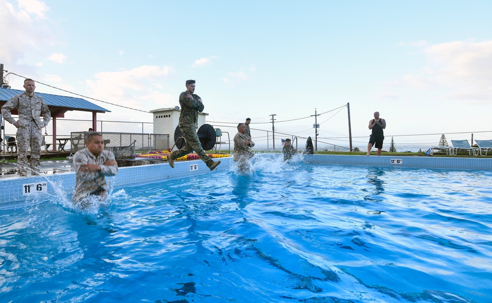 MARFORPAC personnel conduct water survival training