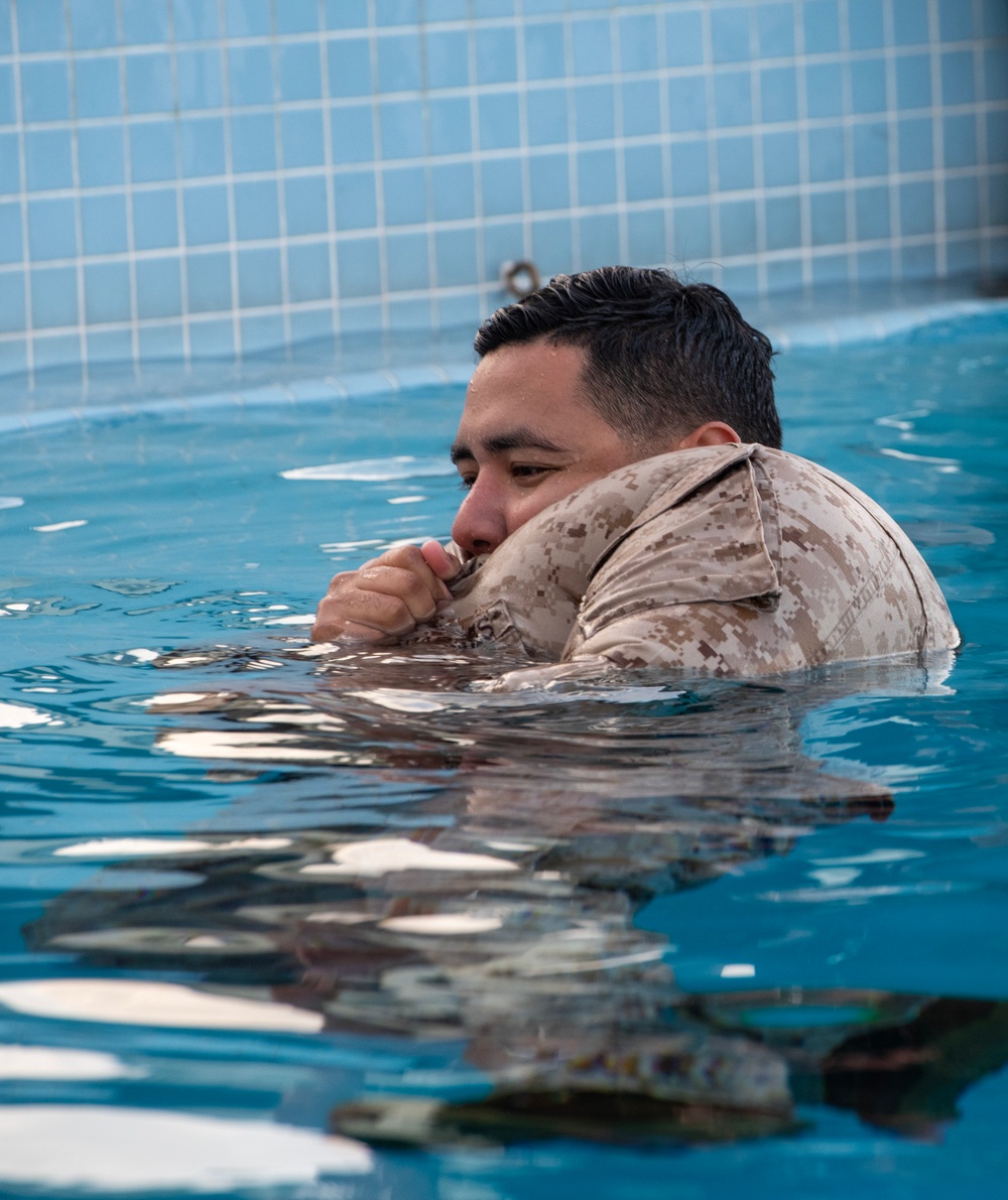 MARFORPAC personnel conduct water survival training