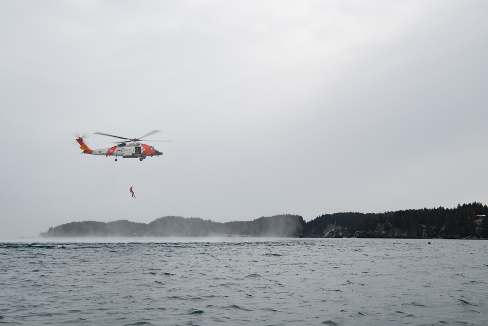 Navy SEALs, Green Berets, Norwegian Commandos Dive in the Arctic