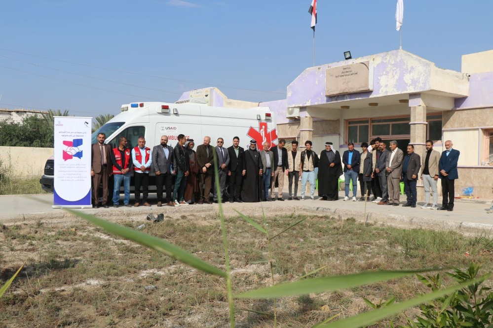 The South Youth Organization (SYO) organized a ceremony to commemorate the delivery of al-Islah town’s first ambulance.