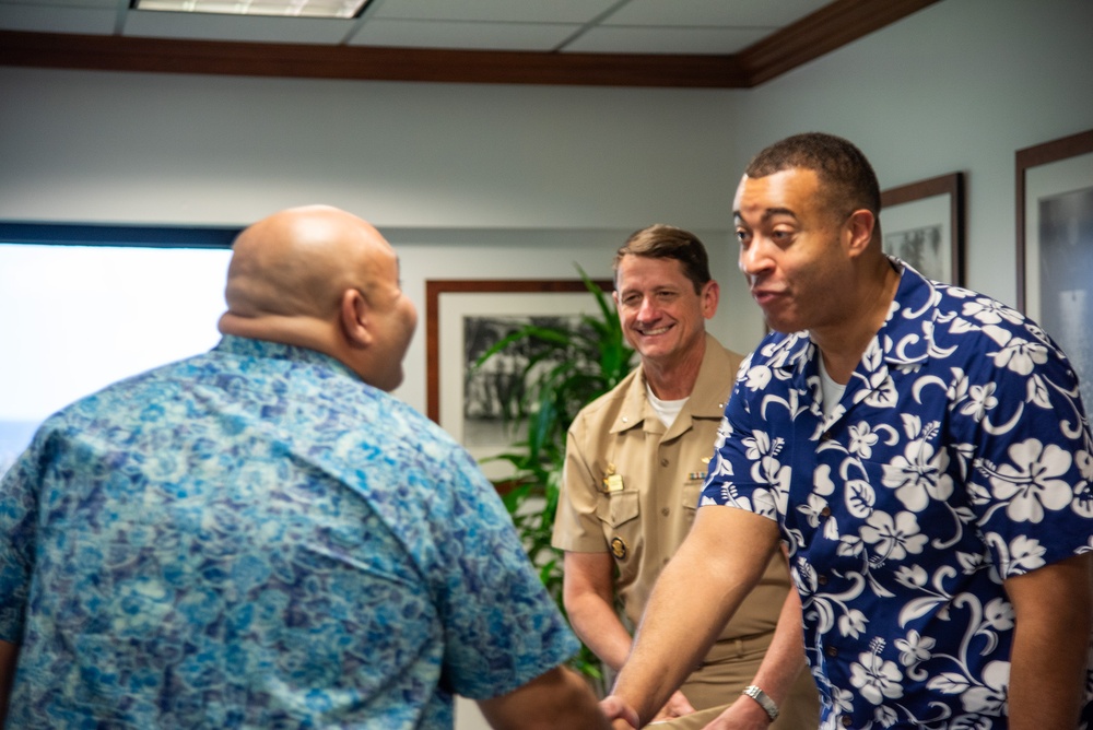 Honorable Franklin R. Parker, assistant Secretary of the Navy for Manpower and Reserve Affairs, visits the Governors Office while on Guam