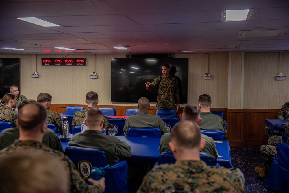 The 20th Sergeant Major of the Marine Corps visits the USS Bataan