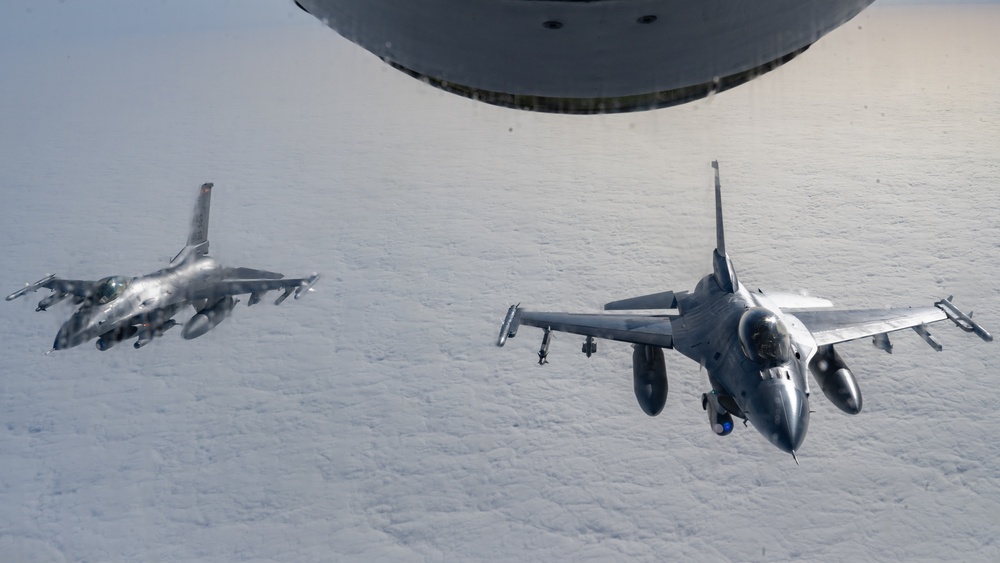 The Tale of Two Vipers: 100th ARW supports 52nd FW ACE movement