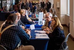 Redstone industry event connects small businesses with prime contractors