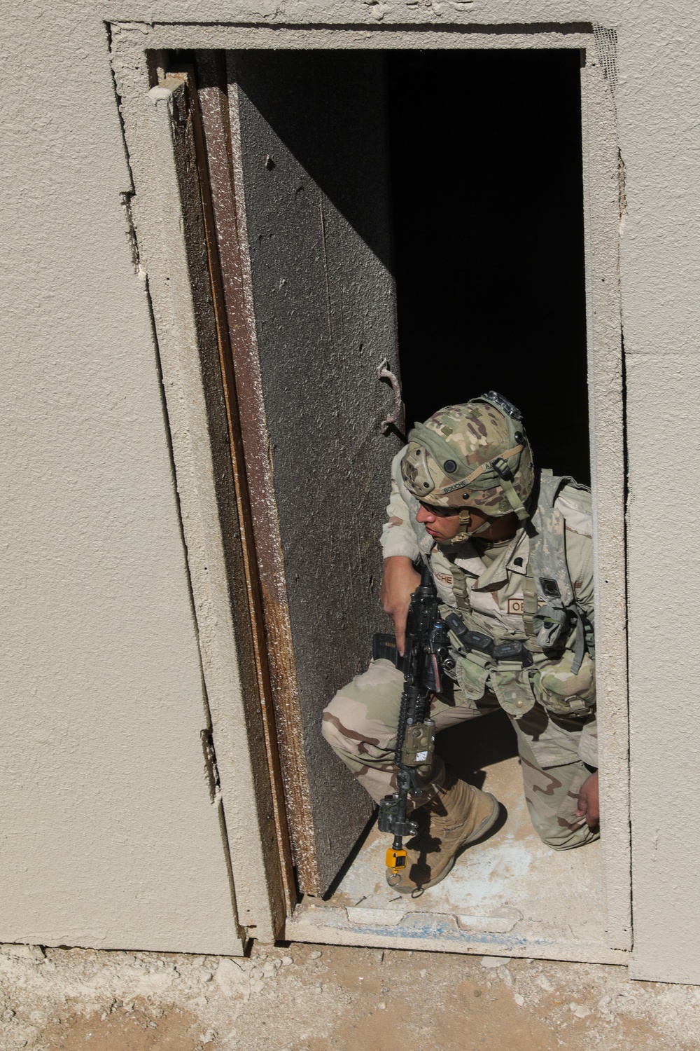 U.S. Soldiers conduct urban warfare experimentation during PC-C4