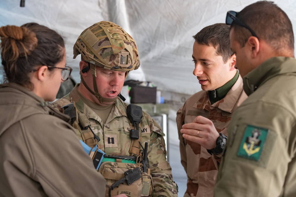 Soldiers Experiment With New Medical Technologies and Treatment Systems During Project Convergence-Capstone 4