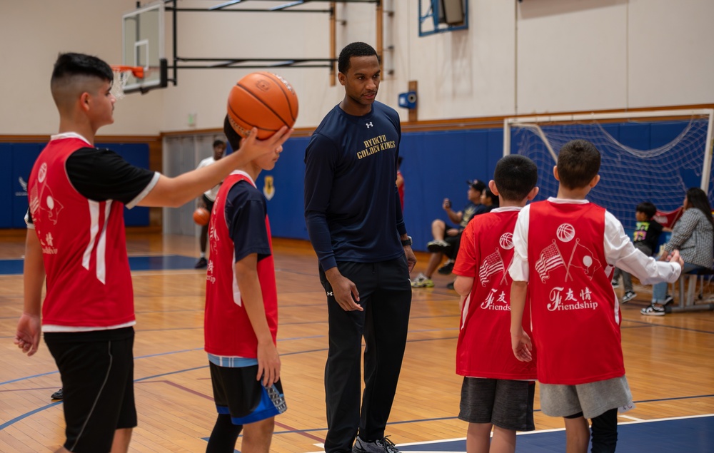 Kadena hosts bilateral basketball camp