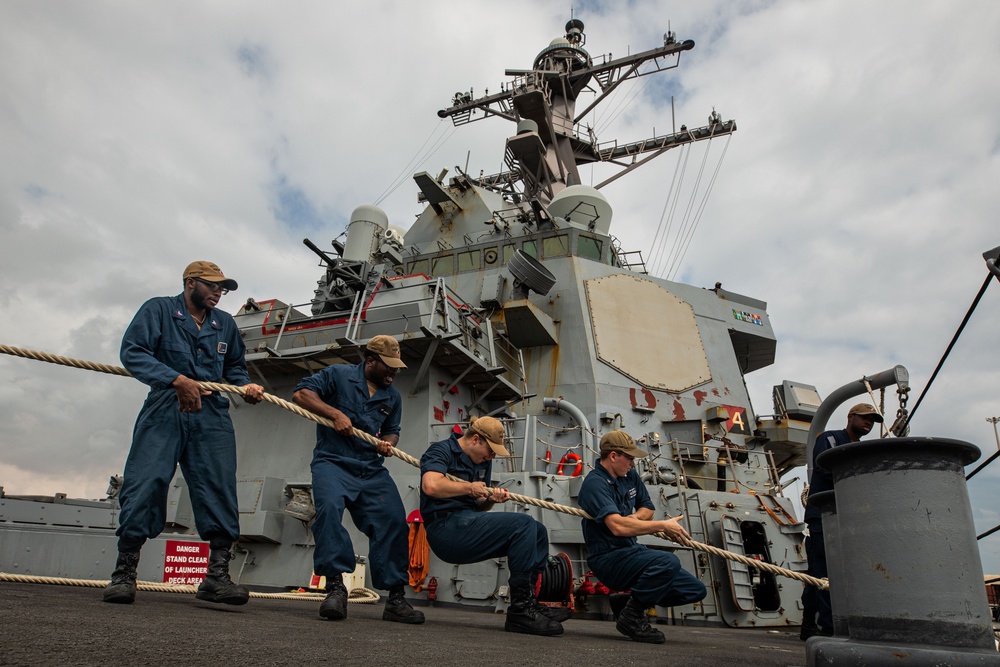 USS Laboon Conducts a Sea and Anchor Evolution
