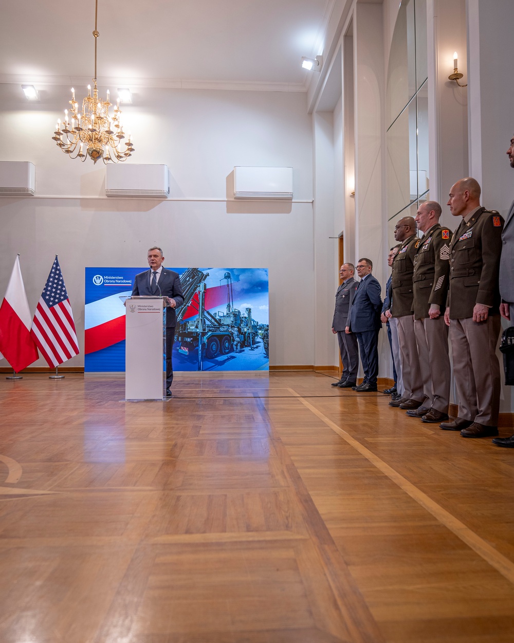 10th AAMDC command sergeant major attends Poland's LOA signing for IBCS