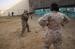 U.S. Marines, Jordanian Soldiers Conduct All-Female Marksmanship SMEE [Image 1 of 10]