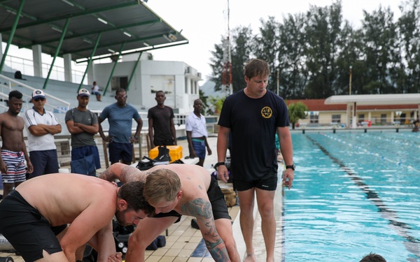 Cutlass Express Dive Training