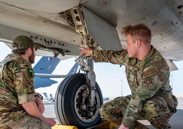 Al Udeid Air Base hosts Air Force Day for military families
