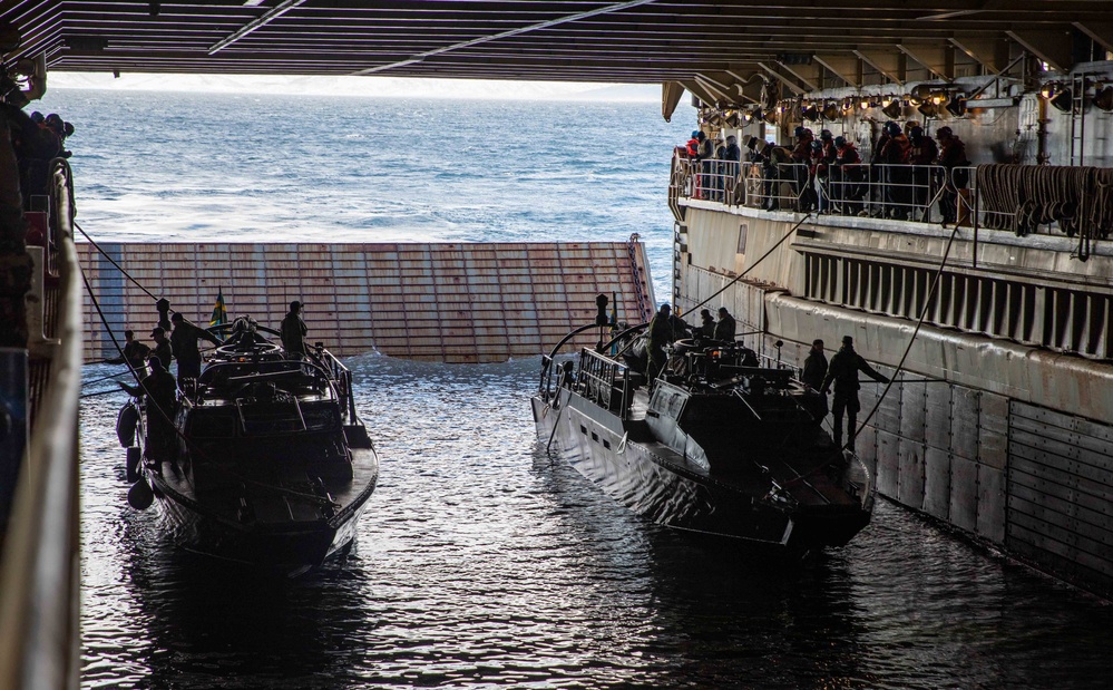 USS Gunston Hall Conducts Well Deck Operations with Swedish Marines in support of Steadfast Defender 24