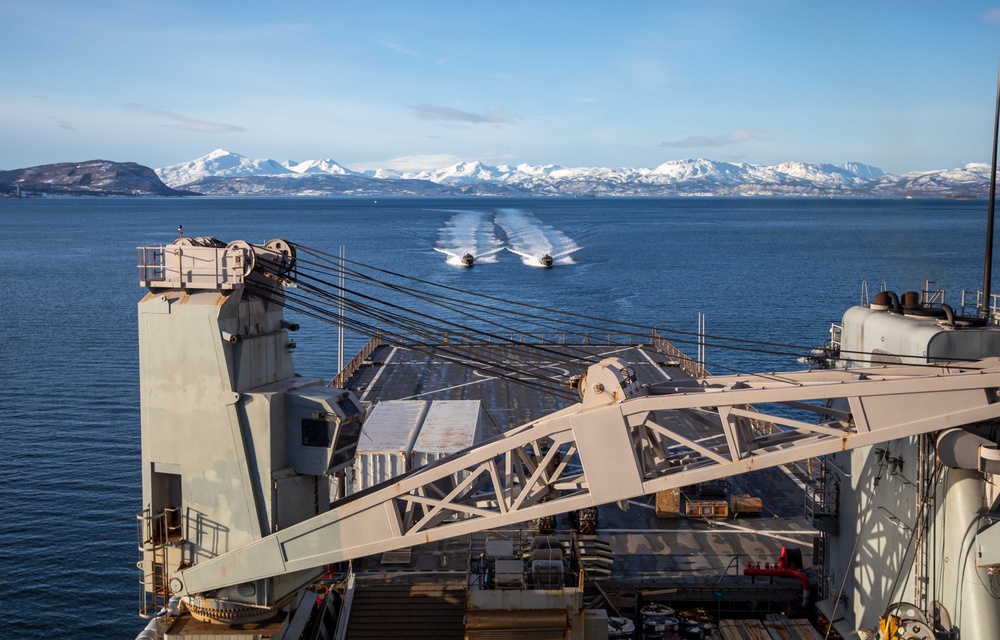 USS Gunston Hall conducts small boat operations with Swedish and Finnish Marines during Steadfast Defender 24