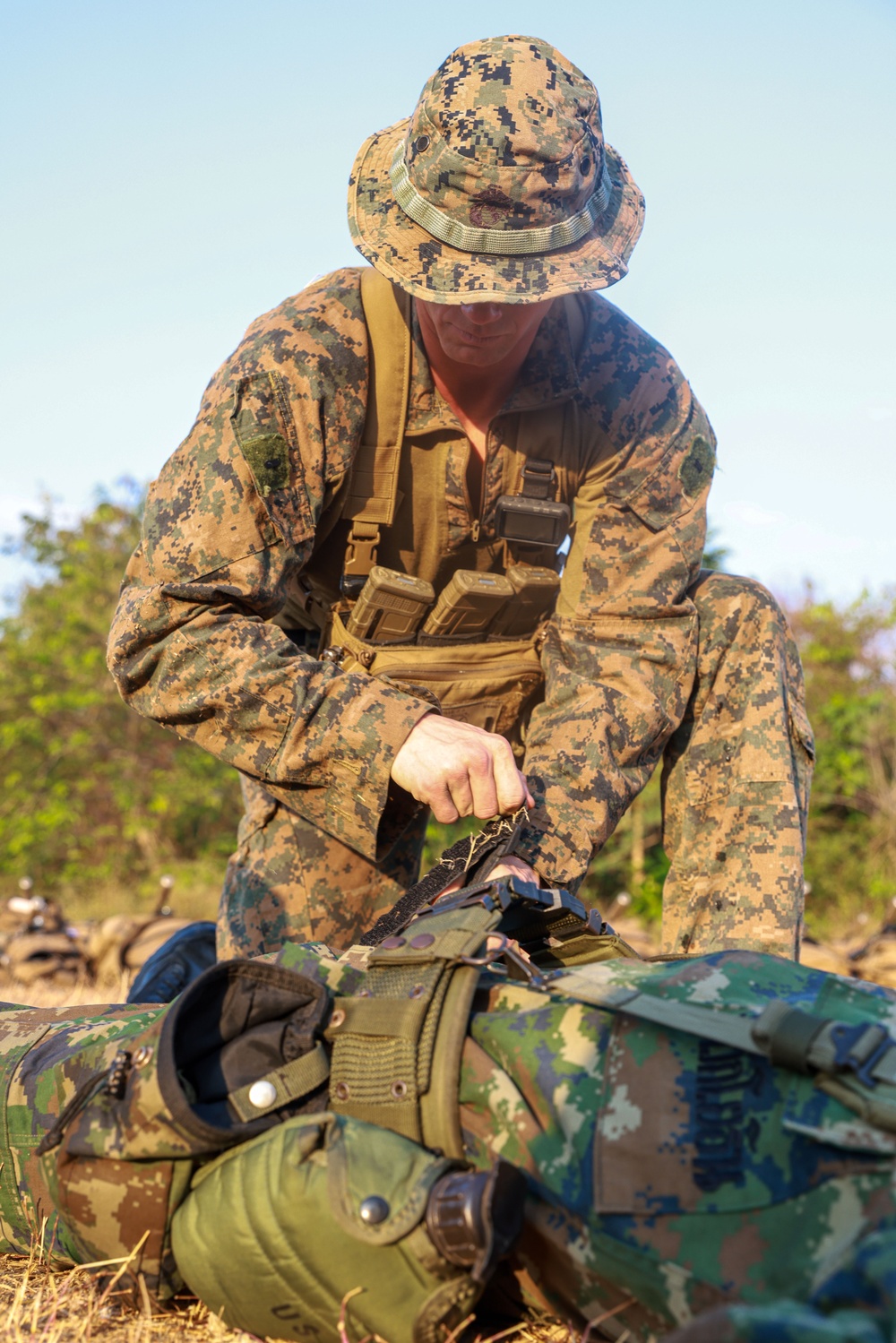 U.S. Marines Teach TCCC Procedures to Royal Thai Marines