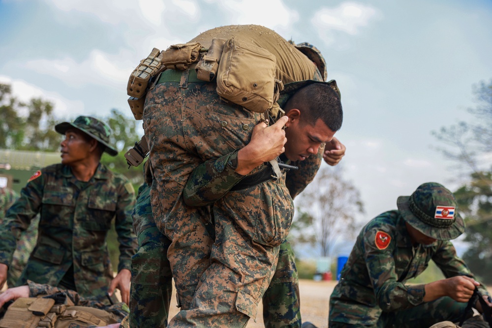 U.S. Marines Teach TCCC Procedures to Royal Thai Marines