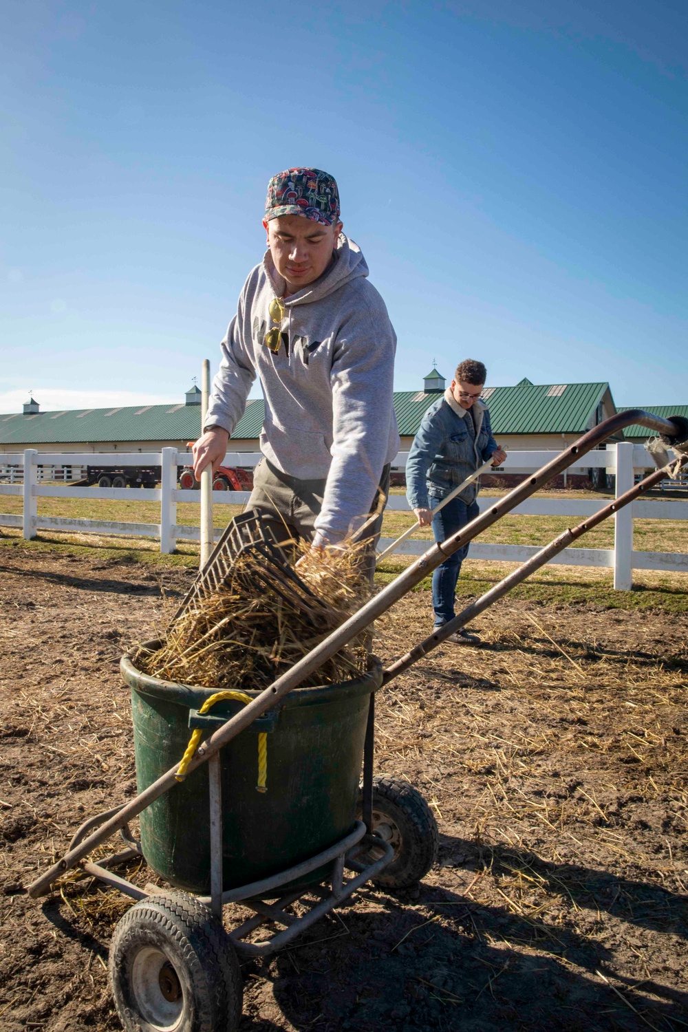 USS George H.W. Bush (CVN 77) Sailors Volunteer in Community