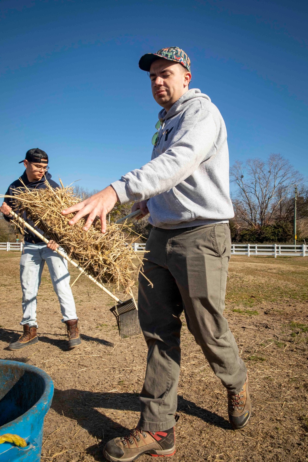 USS George H.W. Bush (CVN 77) Sailors Volunteer in Community