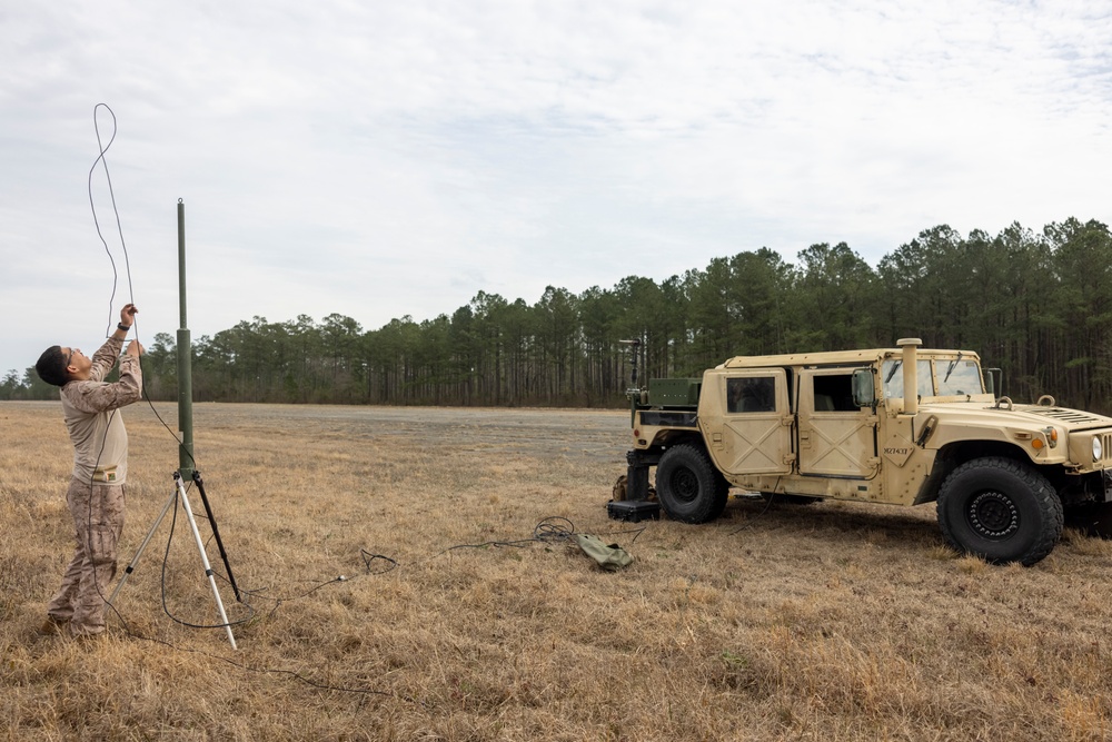 2nd Distribution Support Battalion Conducts Air Delivery Training