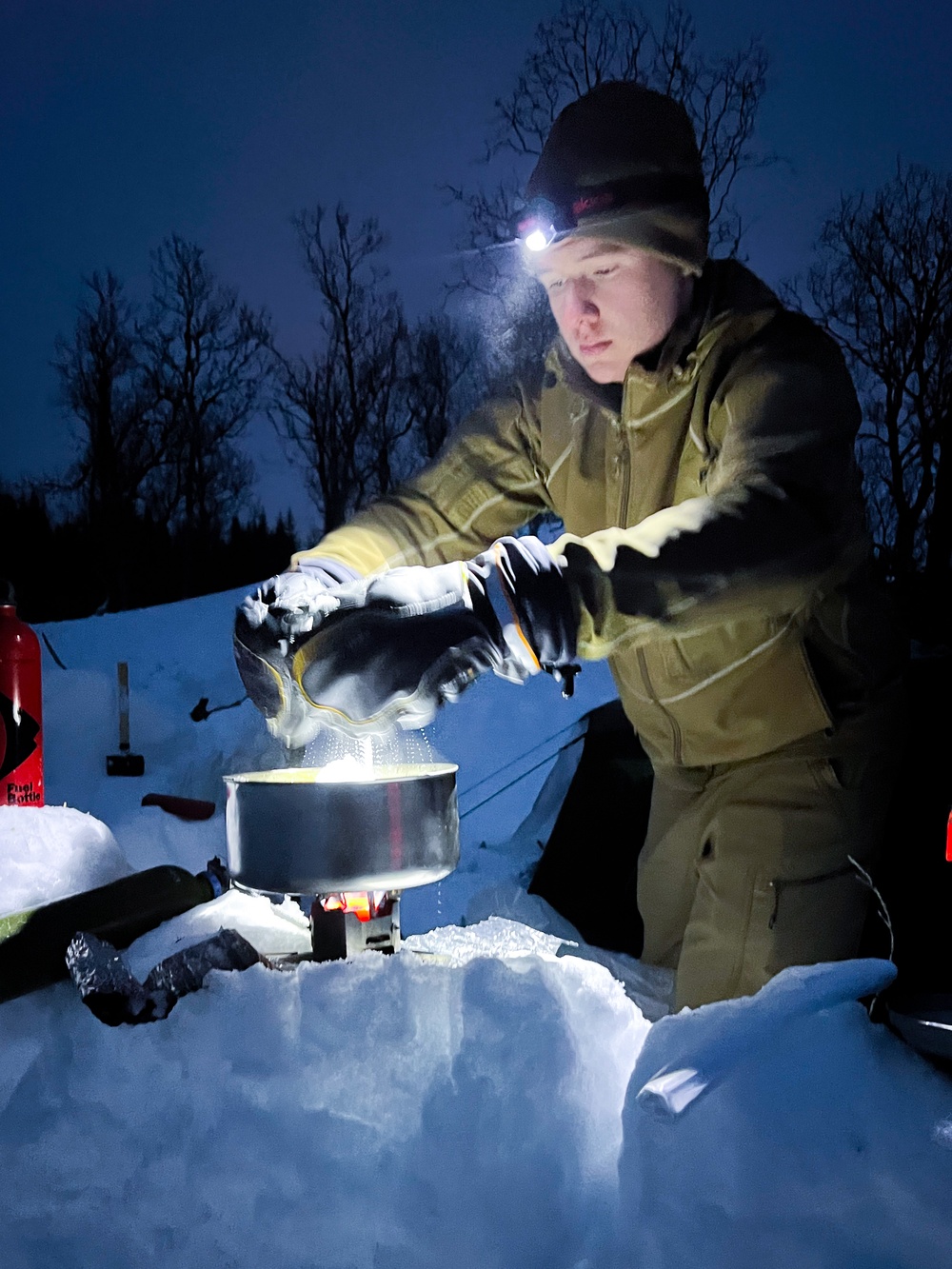 NMCB 11 Seabees Norwegian Cold Weather Survival Training