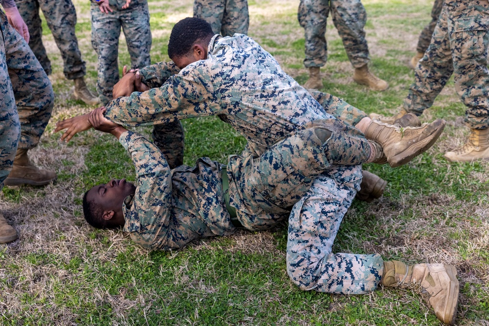 DVIDS - Images - 24th MEU S-6 Hike and Ground Fighting [Image 1 of 4]