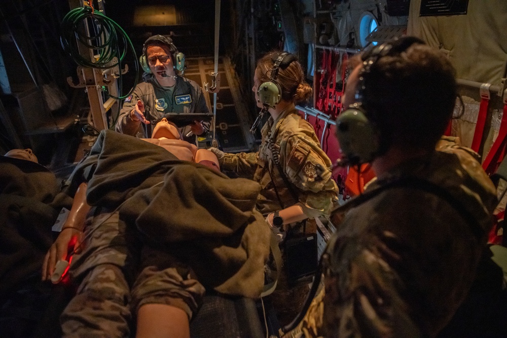 Aeromedical evacuation squadron trains on Marine Corps KC-130J Hercules